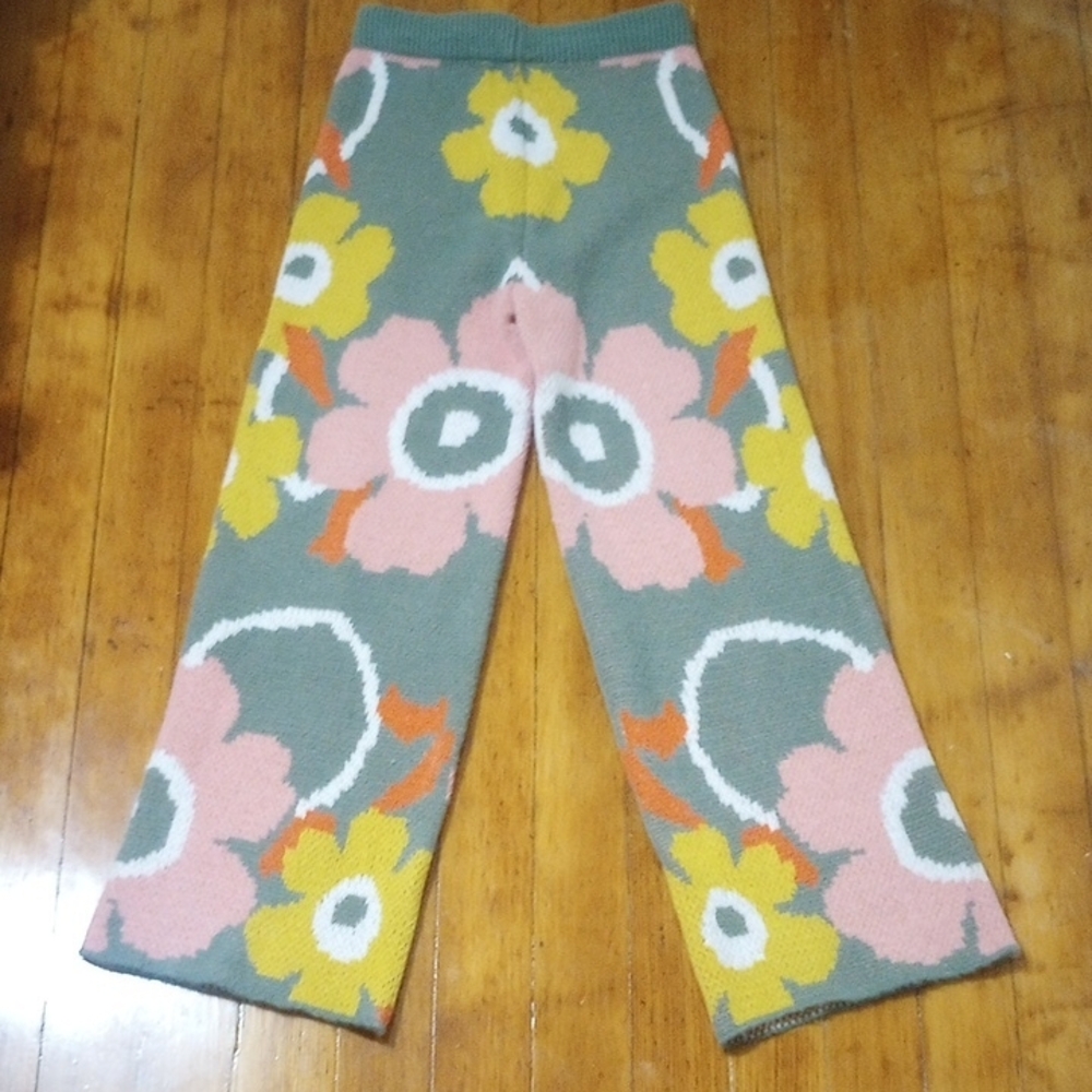 NWOT Sweater Knit Pants - Graphic Floral Print - Picture 4 of 14